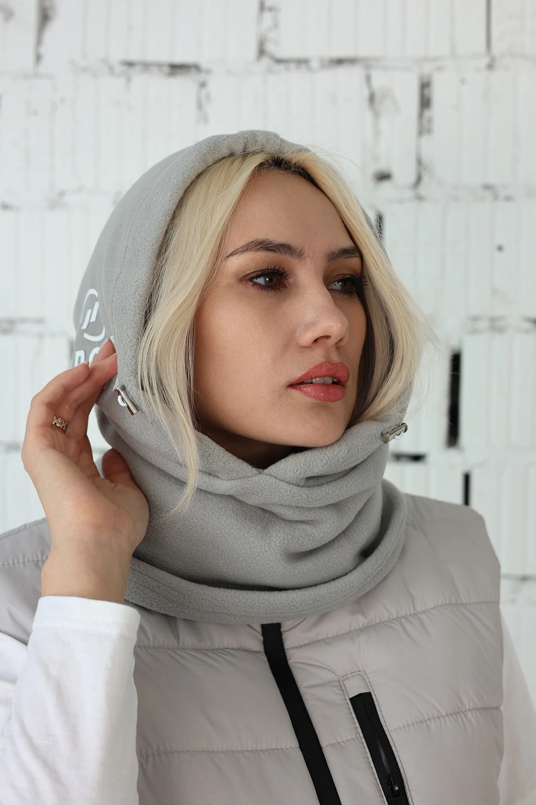 Купить капор Рейс флисовый взрослый, однотонный светло-серый