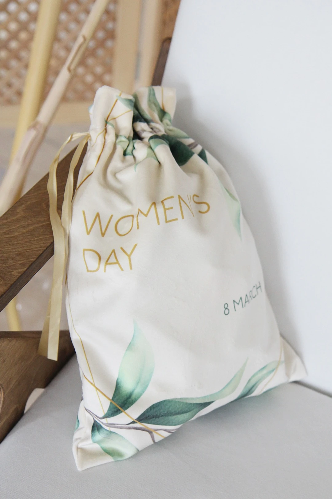 Купить мешочек с полной запечаткой 30х40 см, крепление кулисы на расстоянии от верхнего края Купить мешочек с полной запечаткой 30х40 см, крепление кулисы на расстоянии от верхнего края