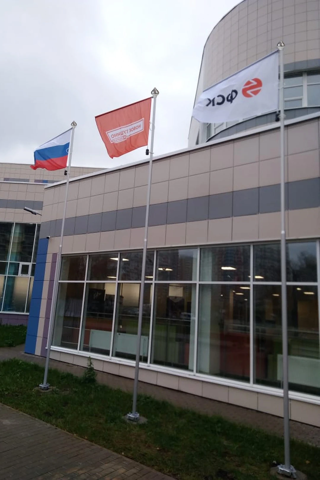 Флагшток алюминиевый с плечом с открытым механизмом 6 м (анодирование), Сириус#2 Флагшток алюминиевый с плечом с открытым механизмом 6 м (анодирование), Сириус#2