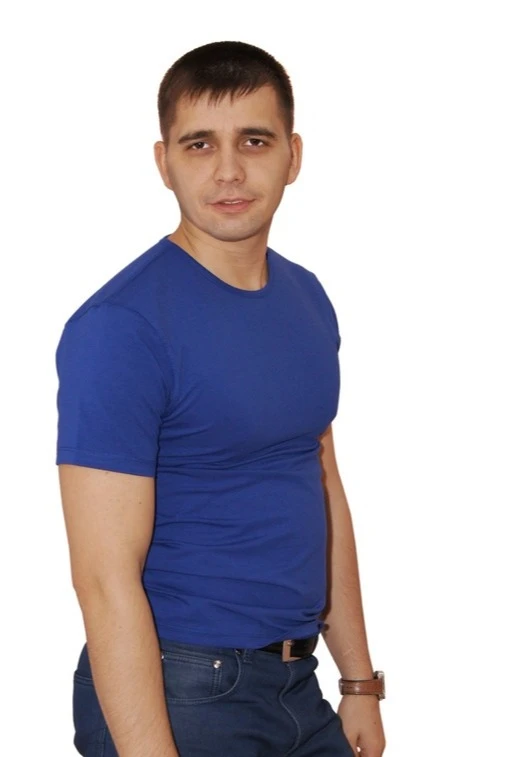 Купить темно-синюю футболку Степ унисекс