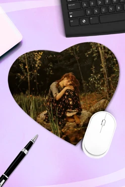 Купить коврик для мыши в форме сердца с принтом "Alyonushka" Купить коврик для мыши в форме сердца с принтом "Alyonushka"