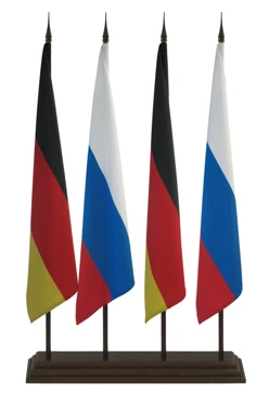 Арендовать подставку деревянную с основанием Пирамида (бук темный) 4 штока 2,2 м