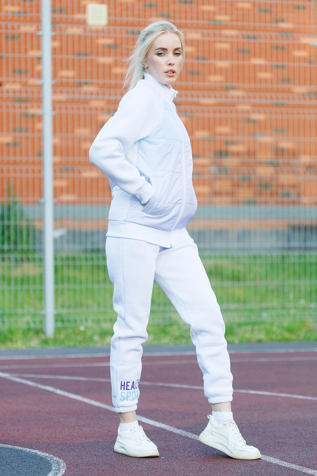 Спортивный костюм Кроссфит из футера унисекс, с частичной запечаткой белый#1 Спортивный костюм Кроссфит из футера унисекс, с частичной запечаткой белый#1