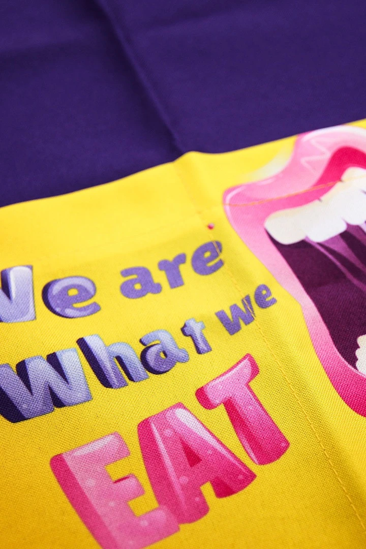 Передник Милан из габардина с полной запечаткой "We are what we eat"#1