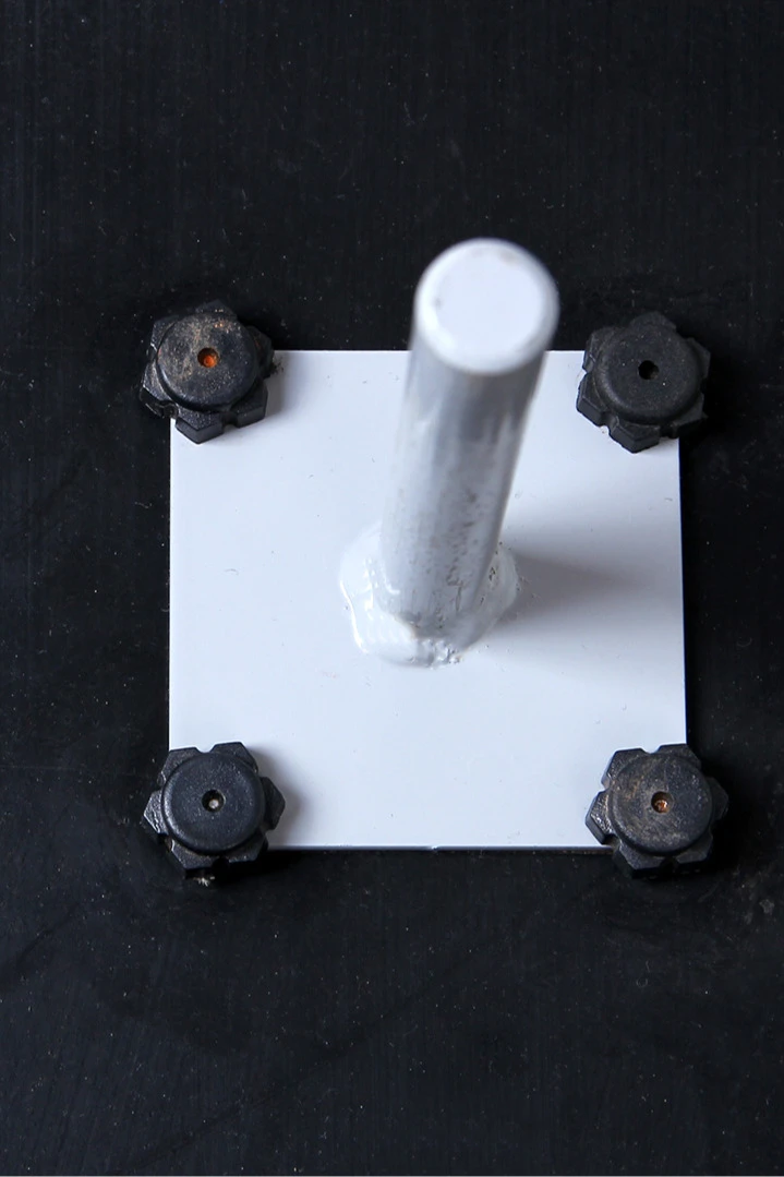 Основание Квадрат 52х52 см из резины разборный для трубы d 20 мм#2