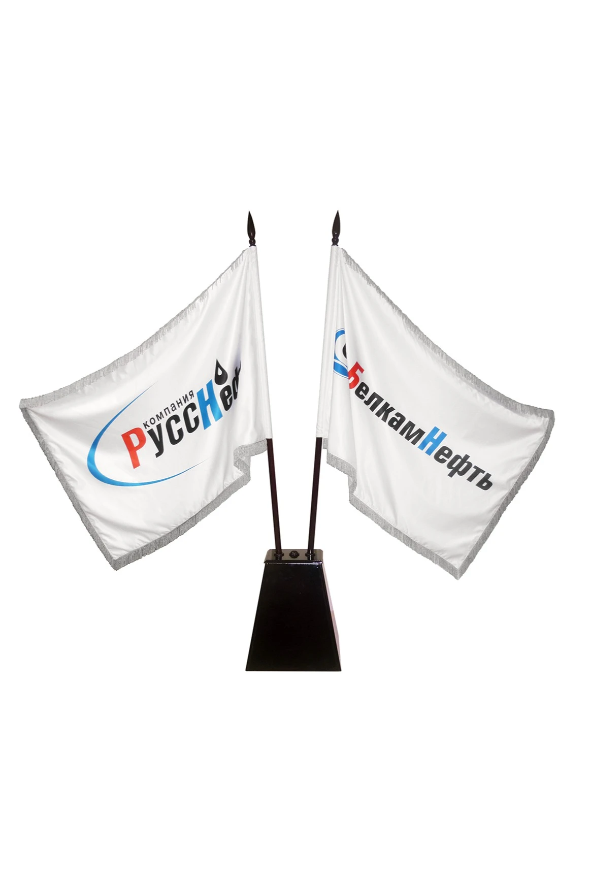Купить знамя фирменное печатное размер 100х150 см Купить знамя фирменное печатное размер 100х150 см