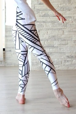 Легинсы женские с широким поясом с принтом "Black and white geometry"