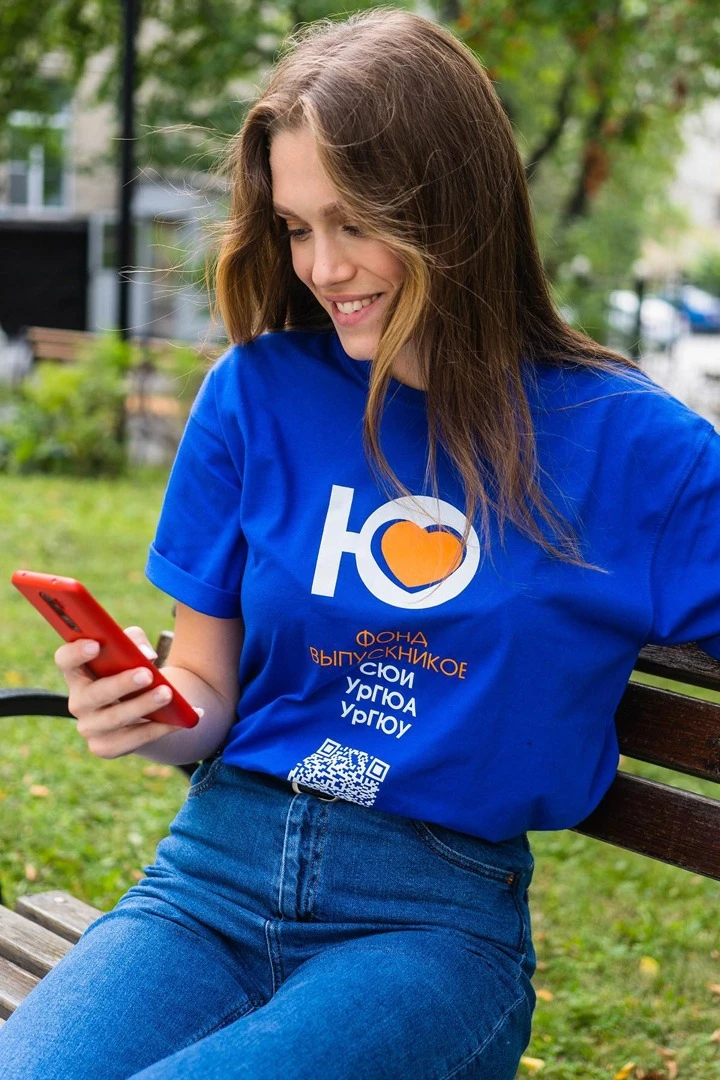 Купить футболку Премиум унисекс "Фонд выпускников"