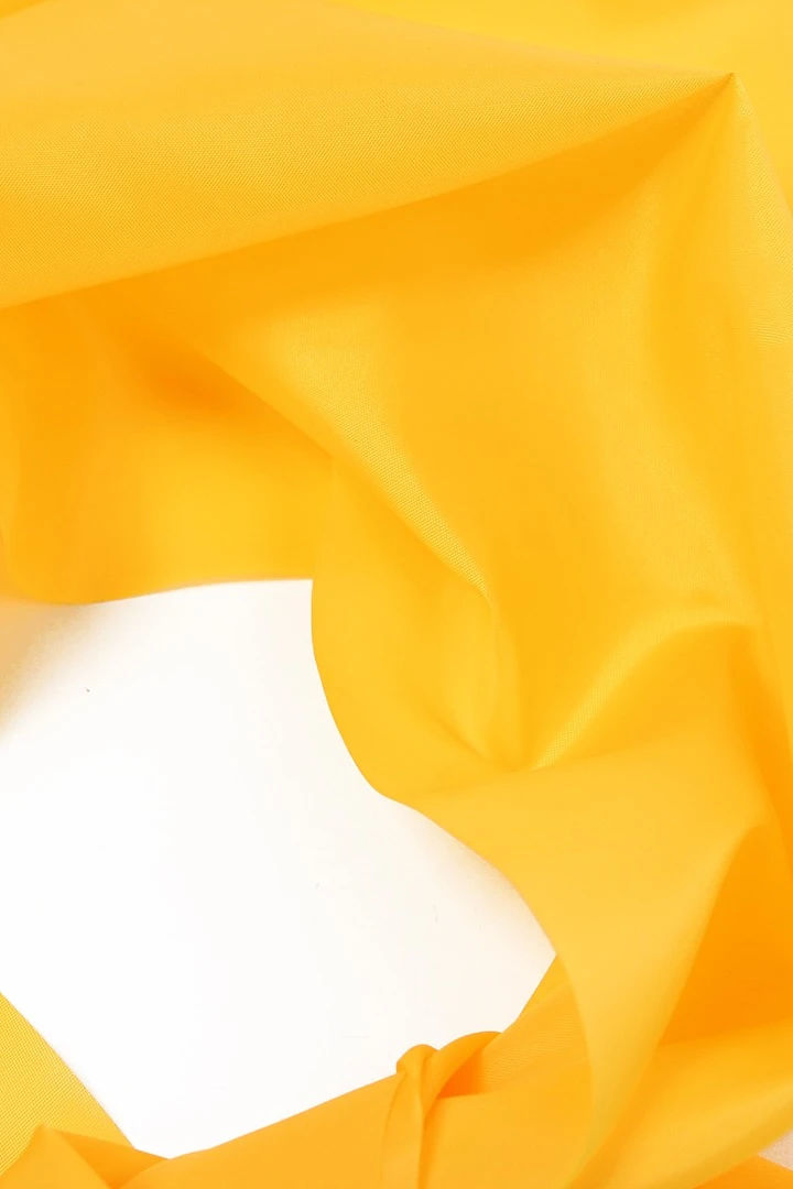 Косынка Лолла из шелка расцвечивания 65х65х95 см, однотонная жёлтая#8