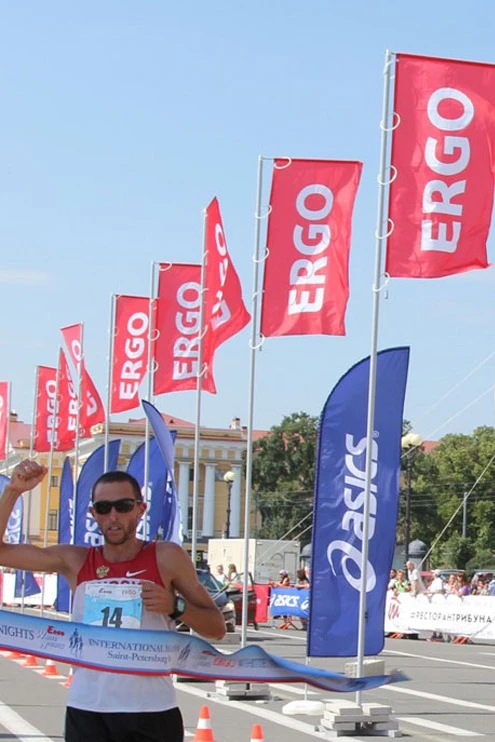 Арендовать мобильный флагшток 6 м из алюминия