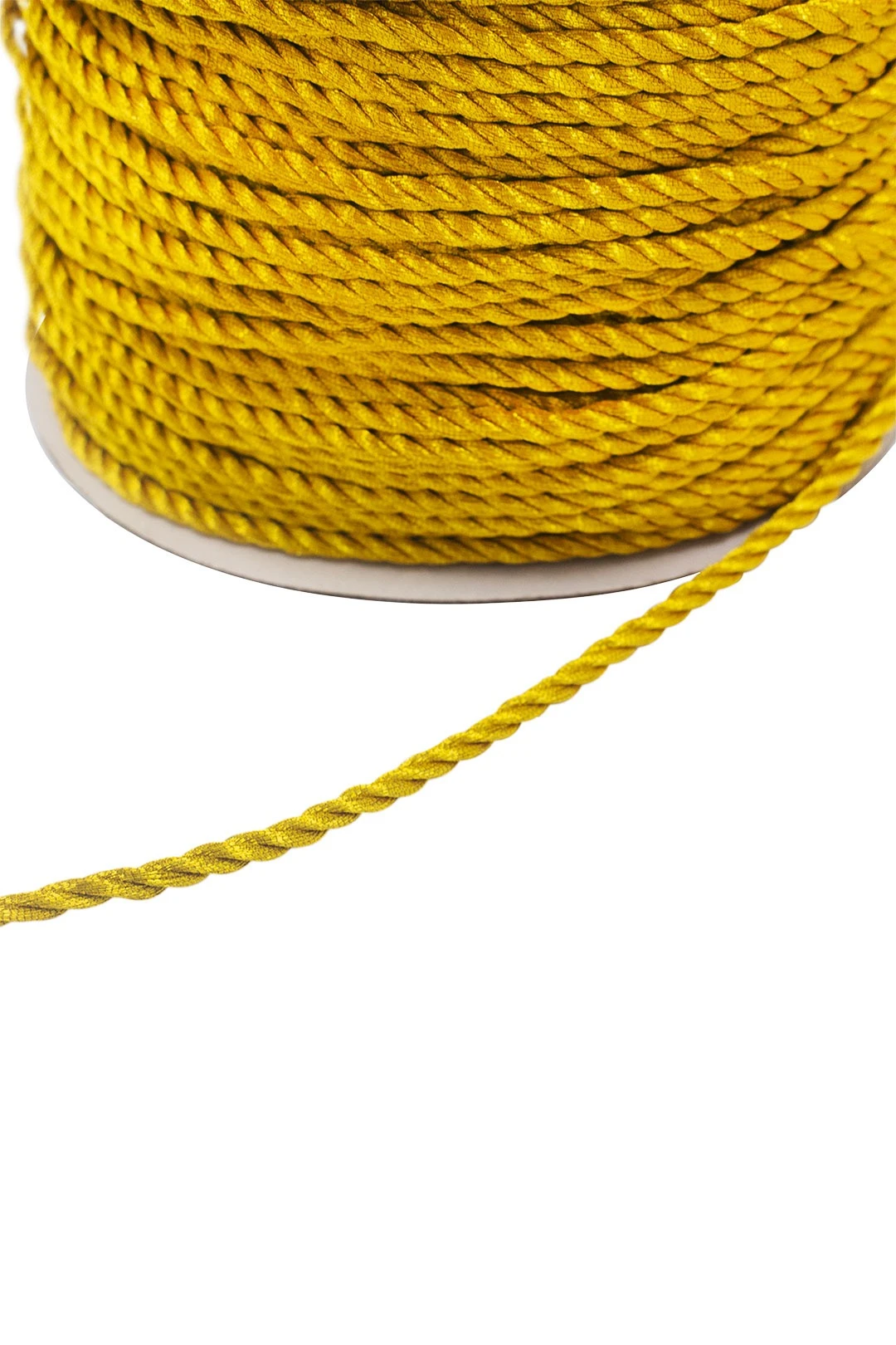 Шнур витой 100 % ПЭ, 5 мм золото#4 Шнур витой 100 % ПЭ, 5 мм золото#4