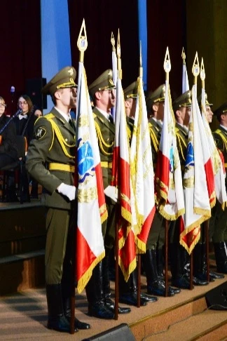 Купить переходящий штандарт Губернатора Саратовской области вышитый Купить переходящий штандарт Губернатора Саратовской области вышитый