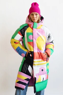 Купить пуховик Берлин с подкладом из лебяжьего пуха унисекс, с полной запечаткой "Геометрия"