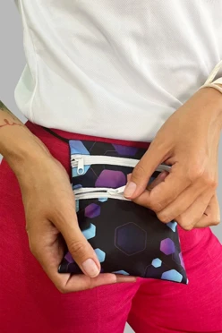 Купить нагрудный кошелек Делси 13х15 см, с полной запечаткой "Polygon"