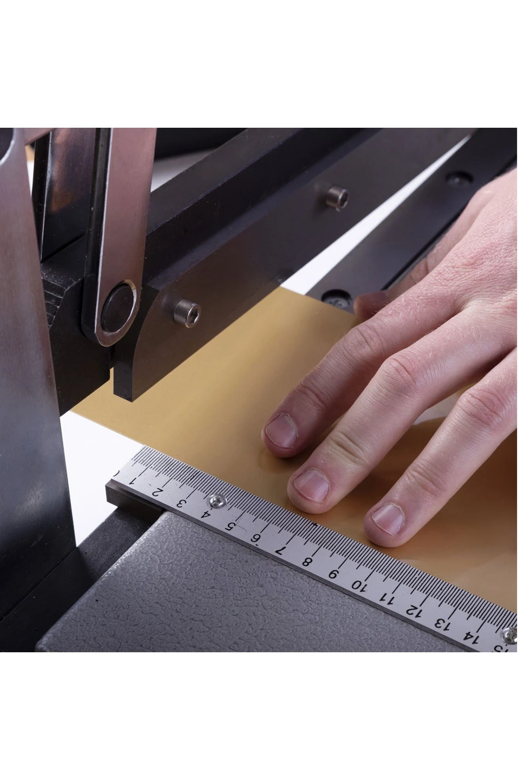 Резак по металлу XD322#5