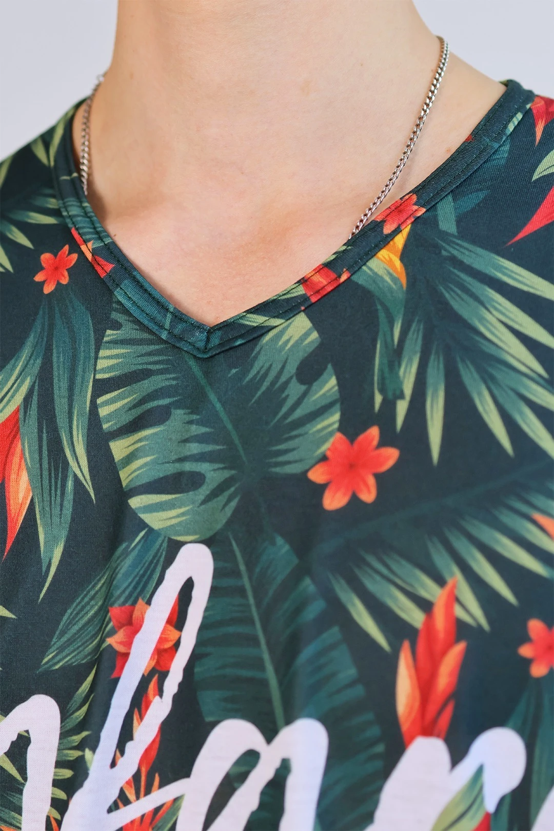 Футболка Гэлэкси V-ворот унисекс с полной запечаткой (полиэстер)#2