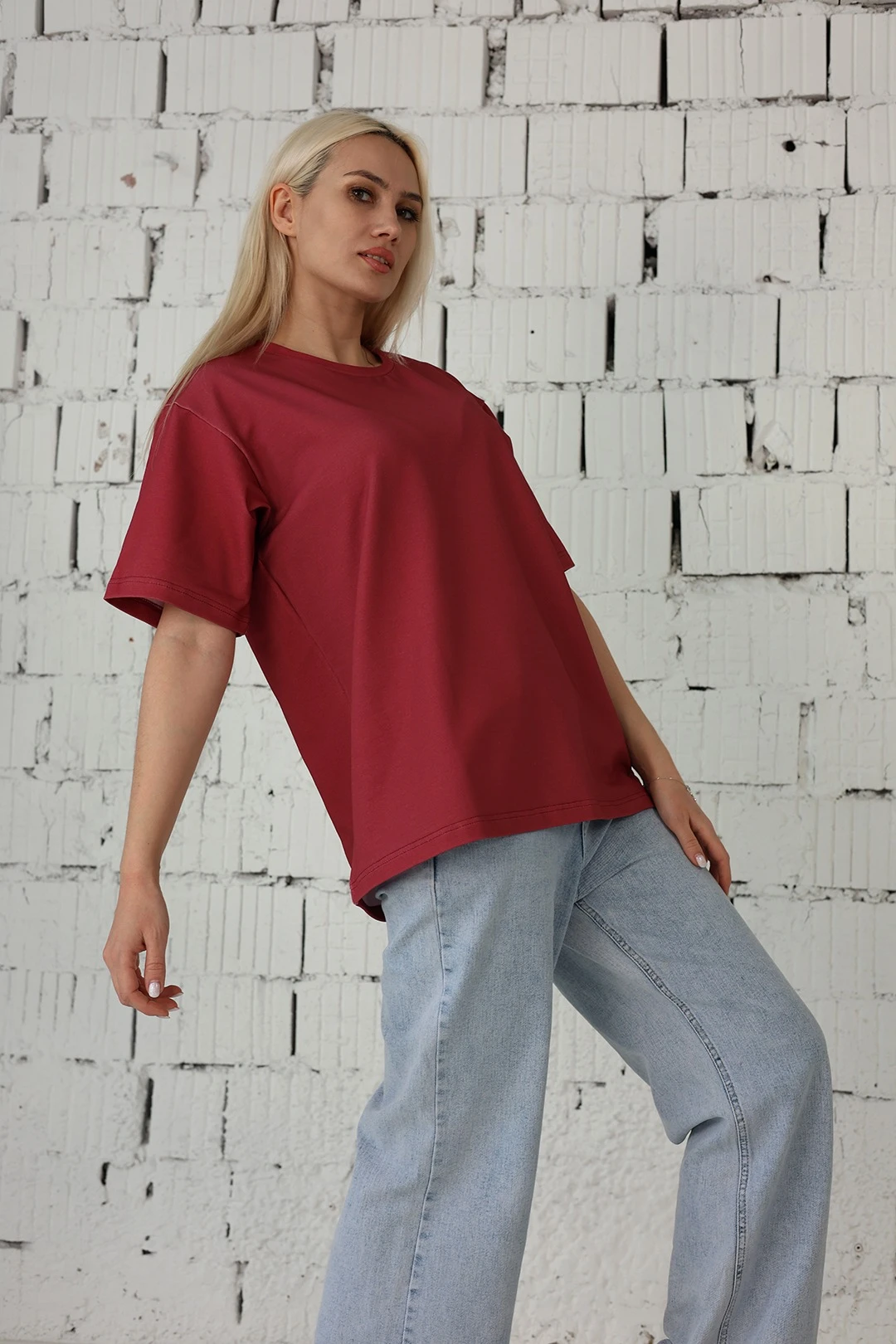 Футболка Мерфи оверсайз унисекс, однотонная бордовая (хлопок)#1