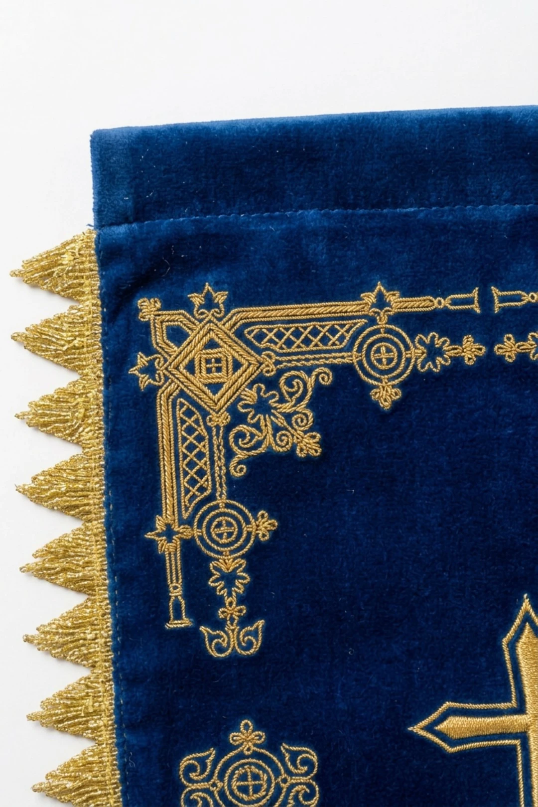 Хоругвь вышитая 25х45 см "Golden Cross with Geometric Ornament"#1