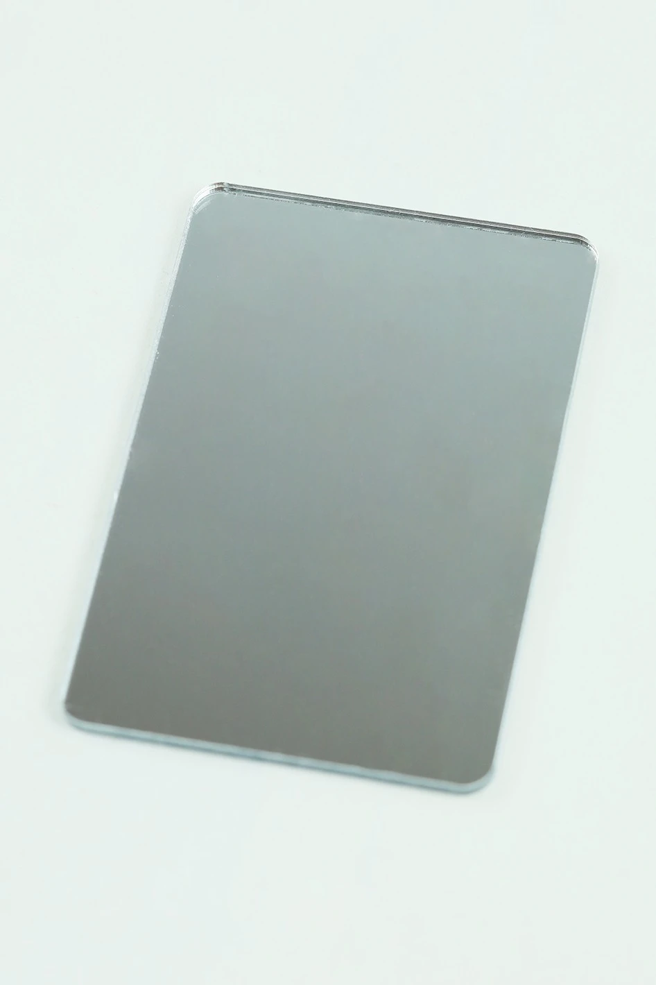 Акрил экструзионный зеркальный 600х1200 мм 0,8 мм, серебро#2