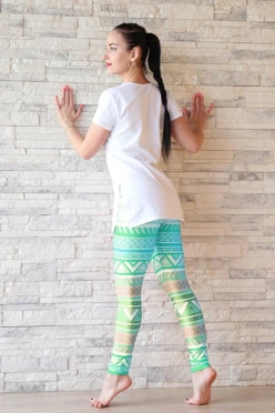 Купить комплект футболка хб + леггинсы "Зеленый орнамент"