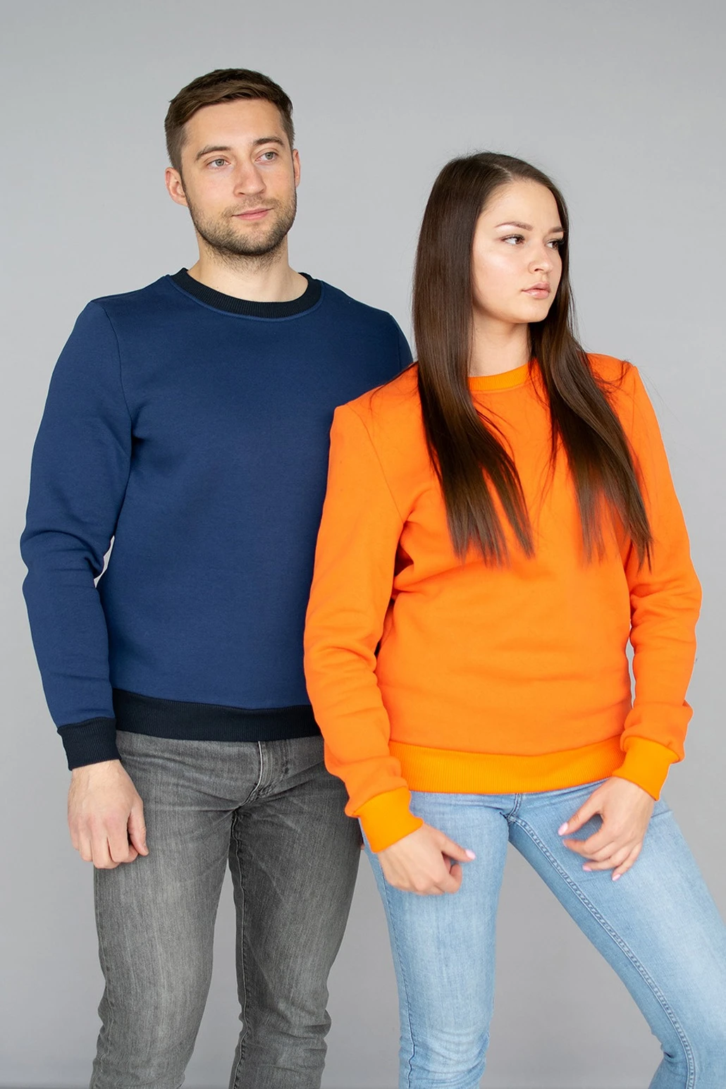 Свитшот Тревис из футера унисекс, однотонный#2