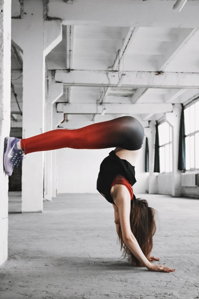 Легинсы женские с узким поясом с принтом "Red Gradient"#1 Легинсы женские с узким поясом с принтом "Red Gradient"#1