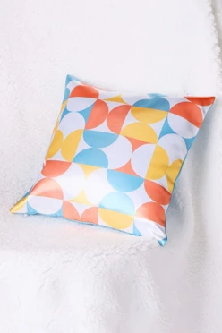 Купить наволочку из атласа 30x30 см, с полной запечаткой "Абстракция"