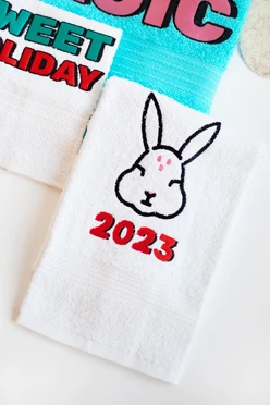 Купить полотенце махровое 50х90 см с бордюром, однотонное "2023"