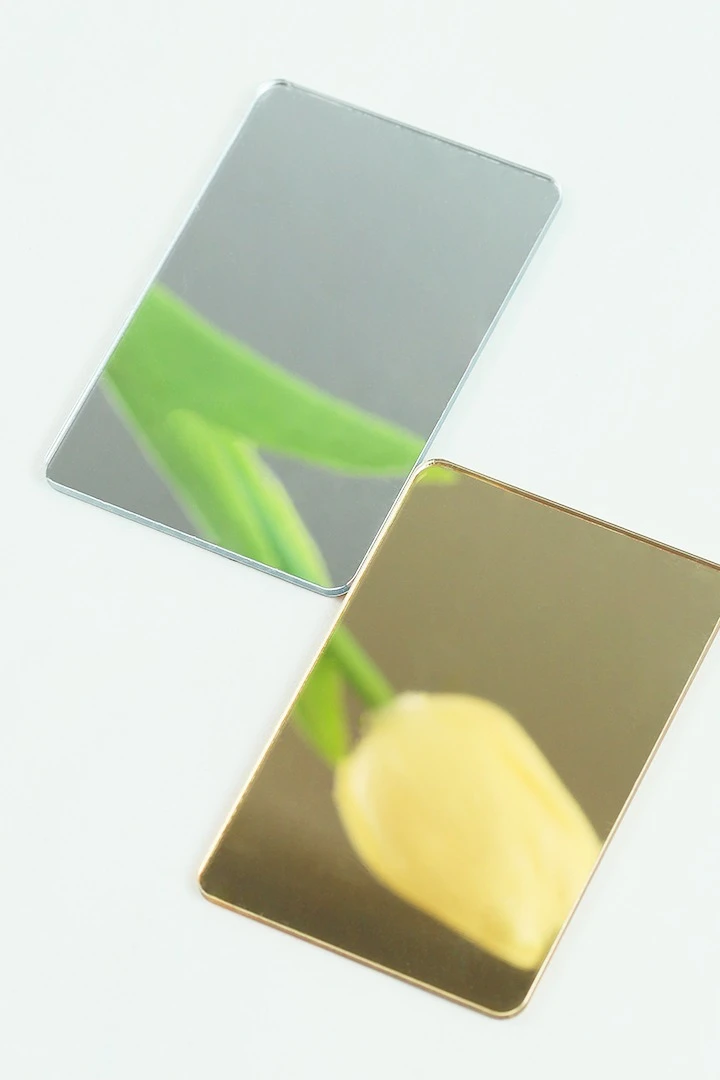 Акрил экструзионный зеркальный 200х300 мм 0,8 мм#5 Акрил экструзионный зеркальный 200х300 мм 0,8 мм#5