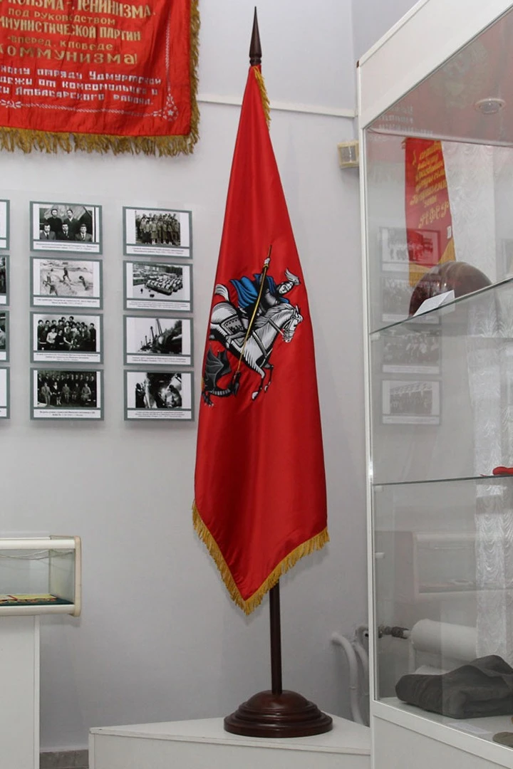 Аренда подставки деревянной с основанием Блин (бук темный) 1 шток 2,2 м#2