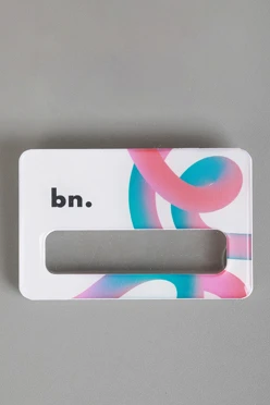 Купить бейдж с окном акриловый 47х73 мм "Bn"