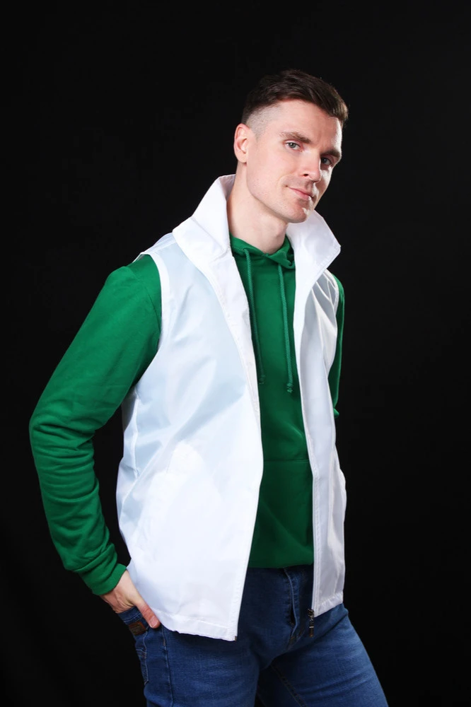 Купить жилет Брайт однотонный взрослый белый