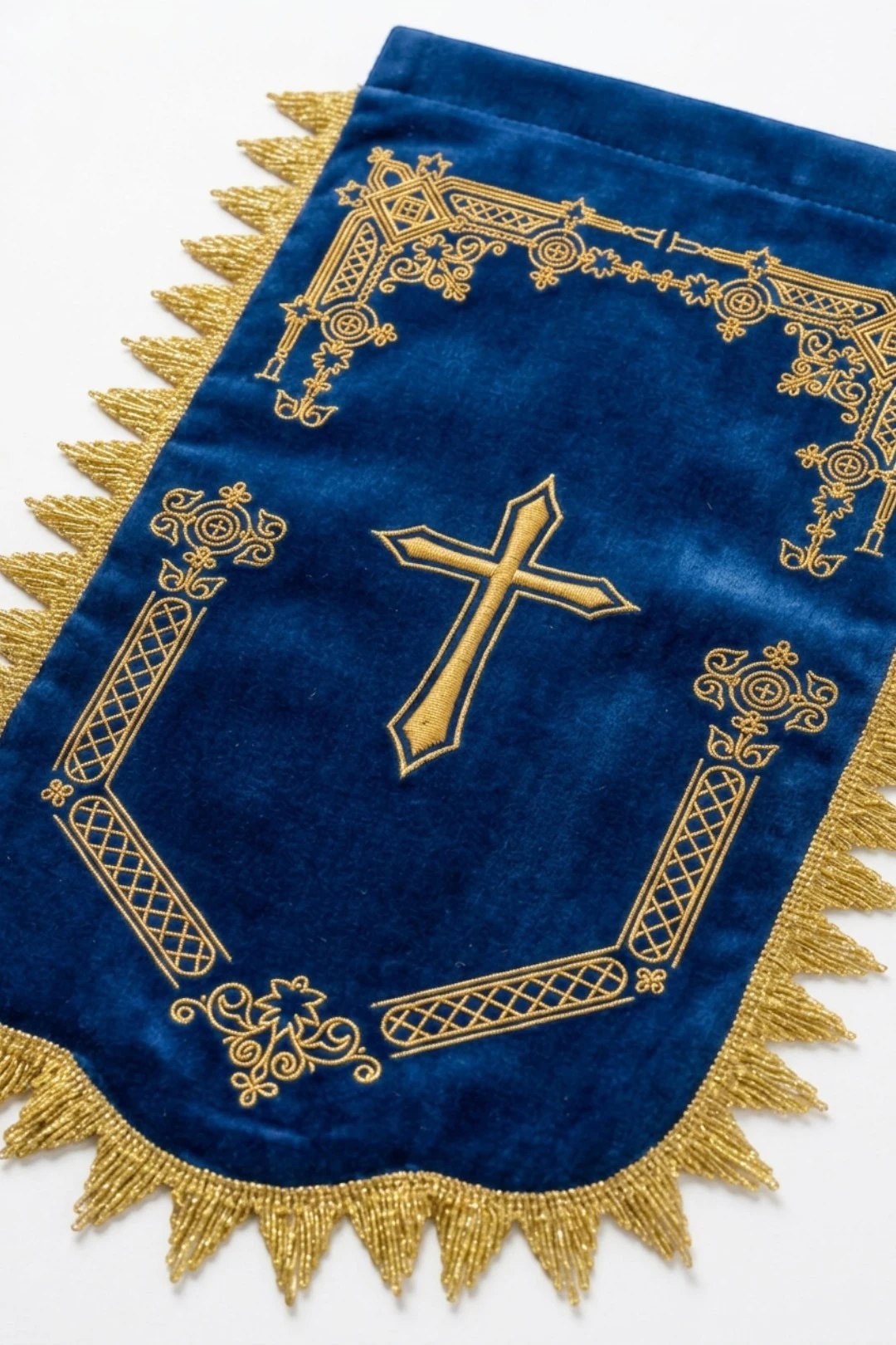 Купить хоругвь вышитую 25х45 см "Golden Cross with Geometric Ornament"