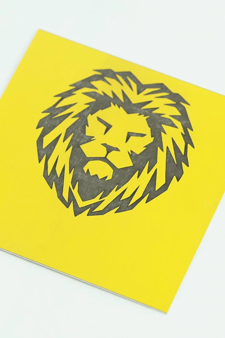 Купить алюминий матовый 600х300 мм 0,55 мм, желтый/черный