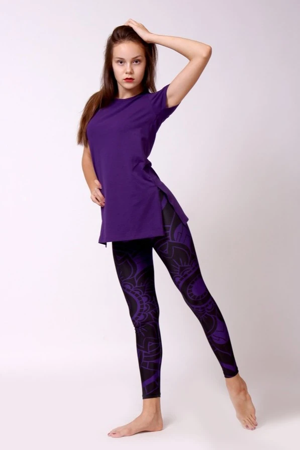 Легинсы женские с широким поясом с принтом "Black and purple mandala"
