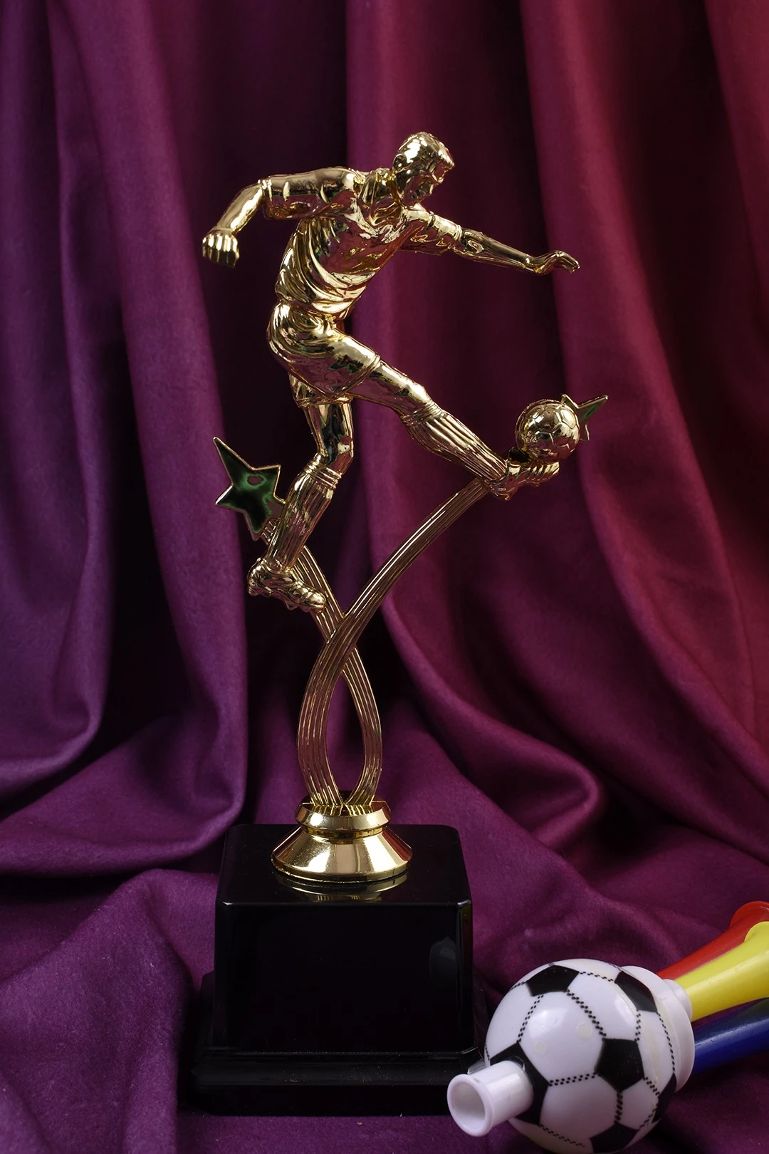 Приз Футболист F4913-G#1