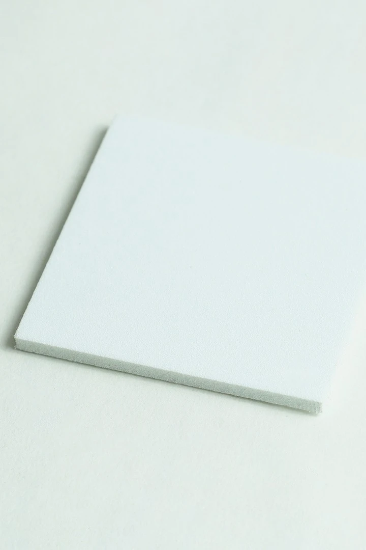 Купить ЭВА материал 600х300 мм 4 мм, белый №1