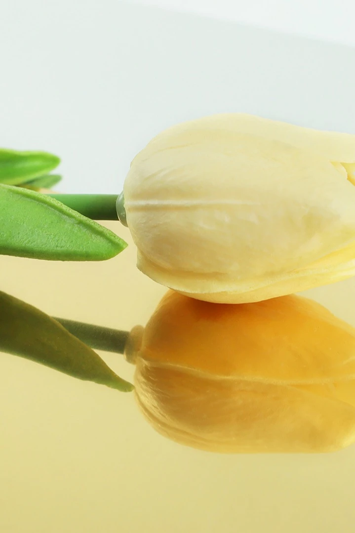 Алюминий зеркальный односторонний 200х300 мм 0,45 мм#1 Алюминий зеркальный односторонний 200х300 мм 0,45 мм#1