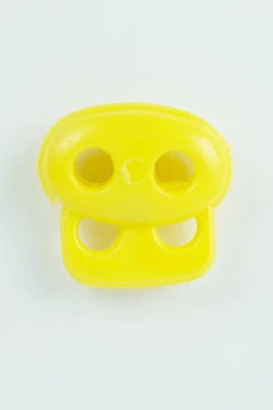 Фиксатор пластиковый с двумя отверстиями 23х19 мм#1