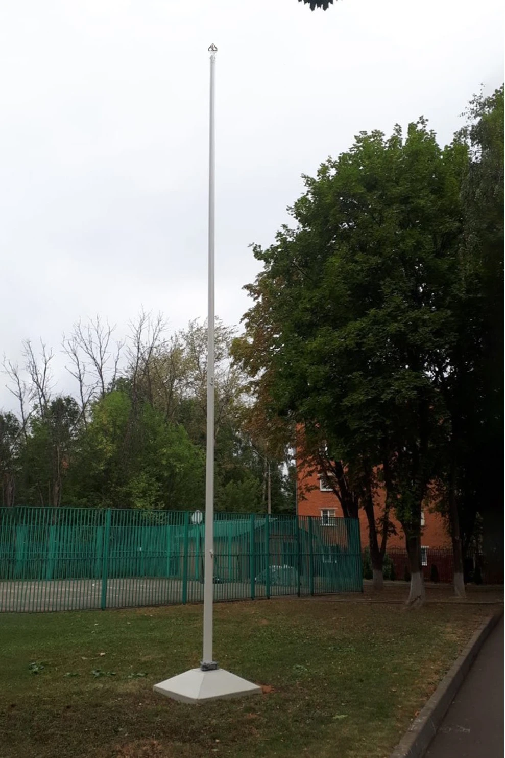 Флагшток из стекловолокна с открытым механизмом 8 м, Омега#3