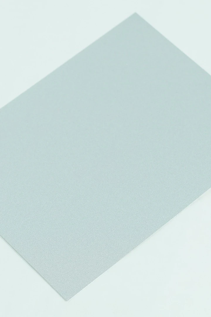 Алюминий перламутр односторонний 300х600 мм 0,45 мм, серебро#1