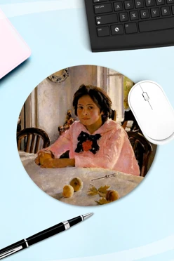 Купить коврик для мыши круглый с принтом "Girl with Peaches" Купить коврик для мыши круглый с принтом "Girl with Peaches"