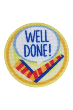 Купить наклейку-стикер Круг 4х4 см с печатью "Well Done"