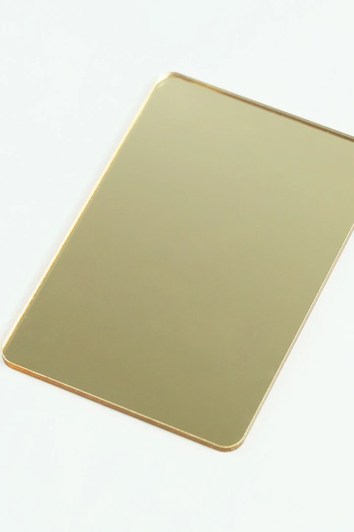 Акрил экструзионный зеркальный 200х300 мм 0,8 мм#3 Акрил экструзионный зеркальный 200х300 мм 0,8 мм#3