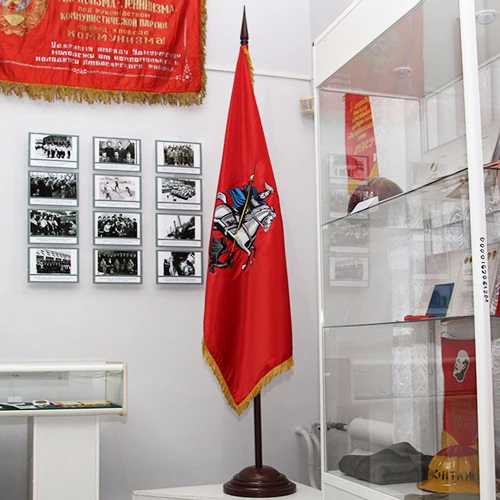 Аренда напольных подставок