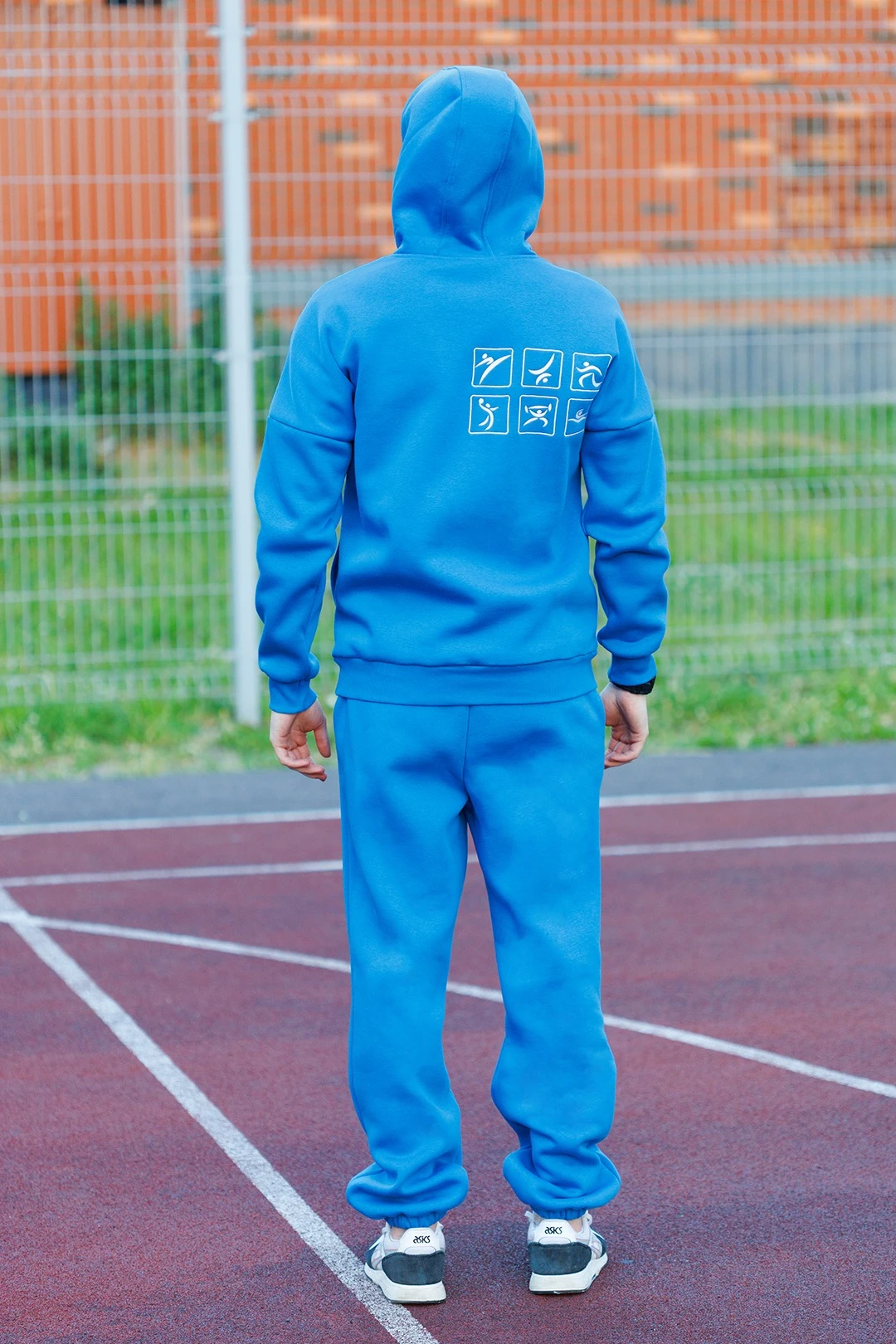 Спортивный костюм Лофт из футера женский, однотонный голубой#4