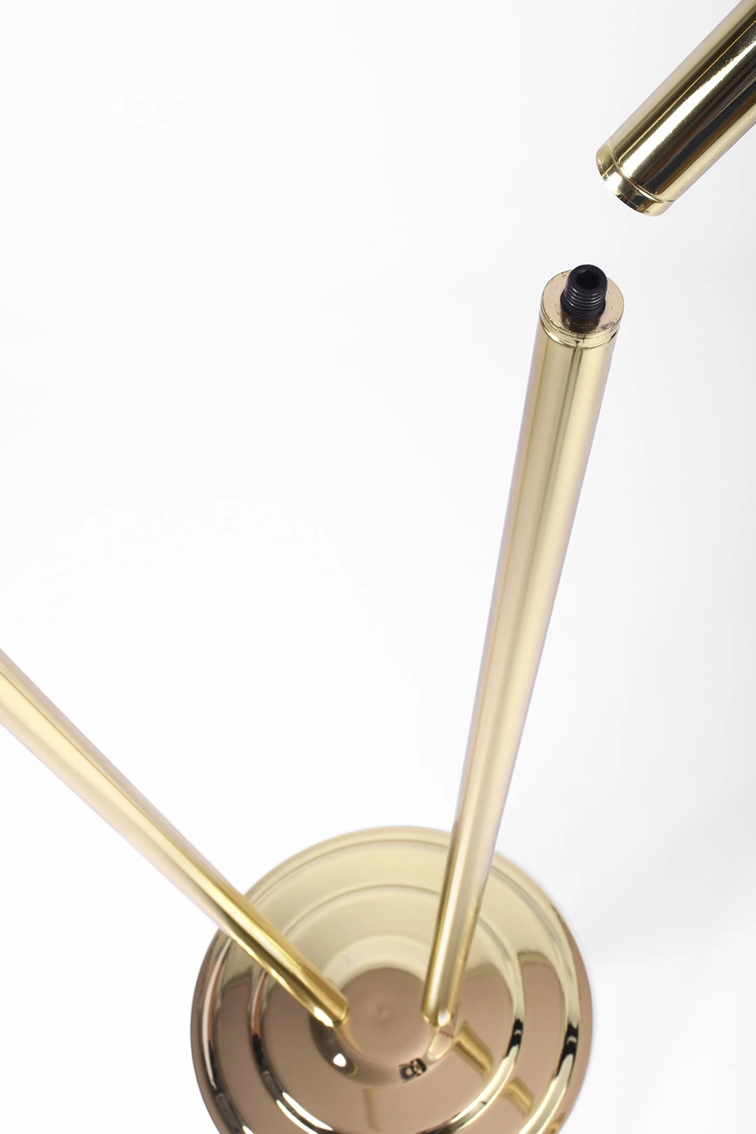 Подставка напольная с основанием Круг под золото 2 штока 2,1 метра#1