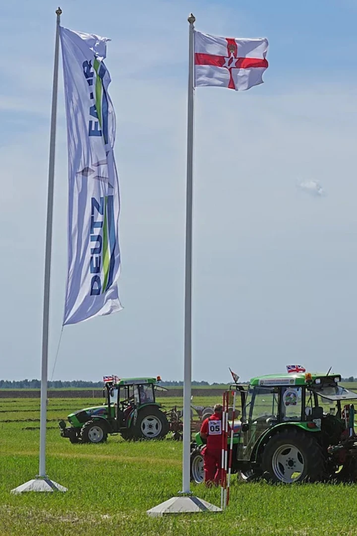 Флагшток из стекловолокна с открытым механизмом 8 м, Омега#4