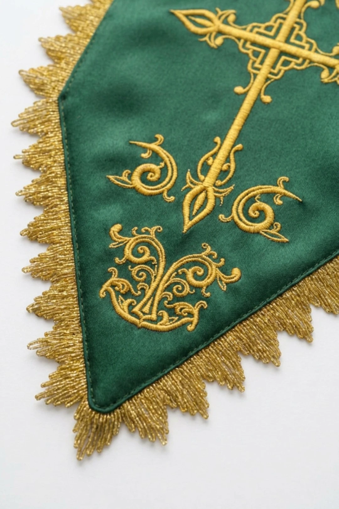Купить хоругвь вышитую 40х60 см "Ornate Embroidered Cross"