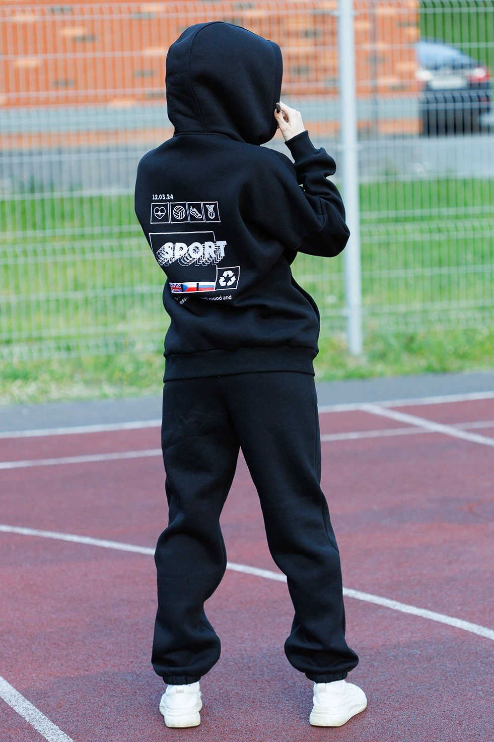 Худи Кинг из футера унисекс, однотонная черная "Pulse"#2